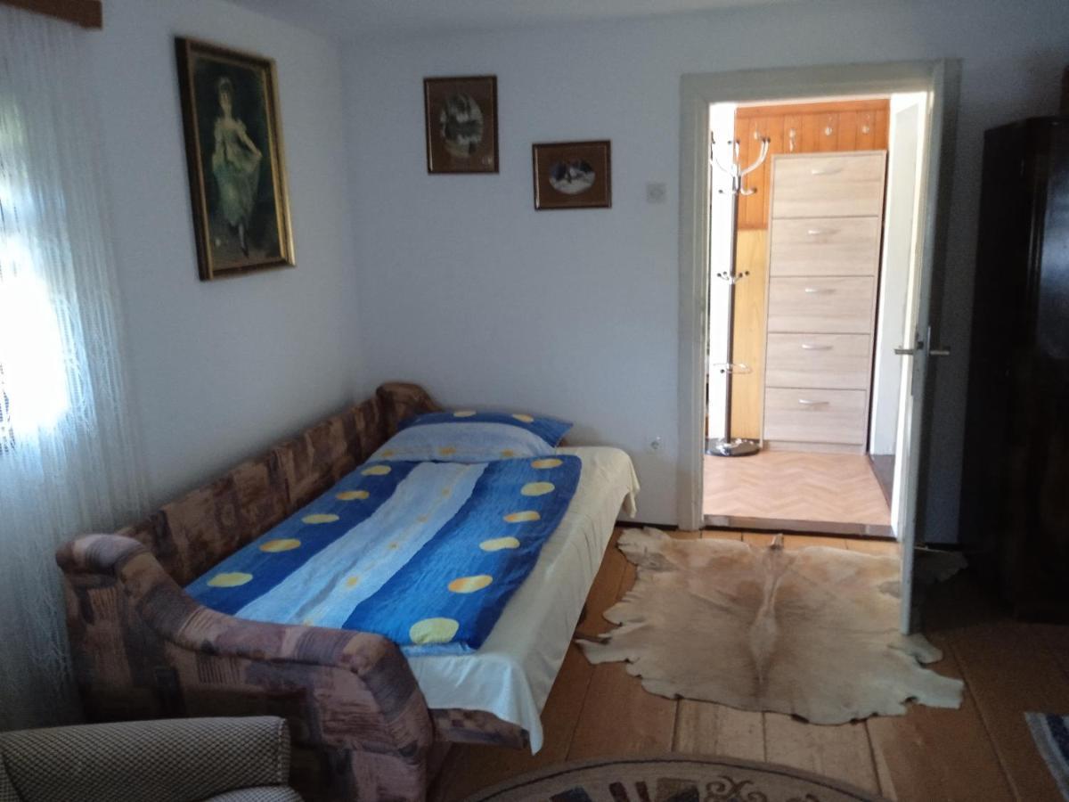 Villa Kuca Za Odmor Lesnica Brod na Kupi Exterior foto